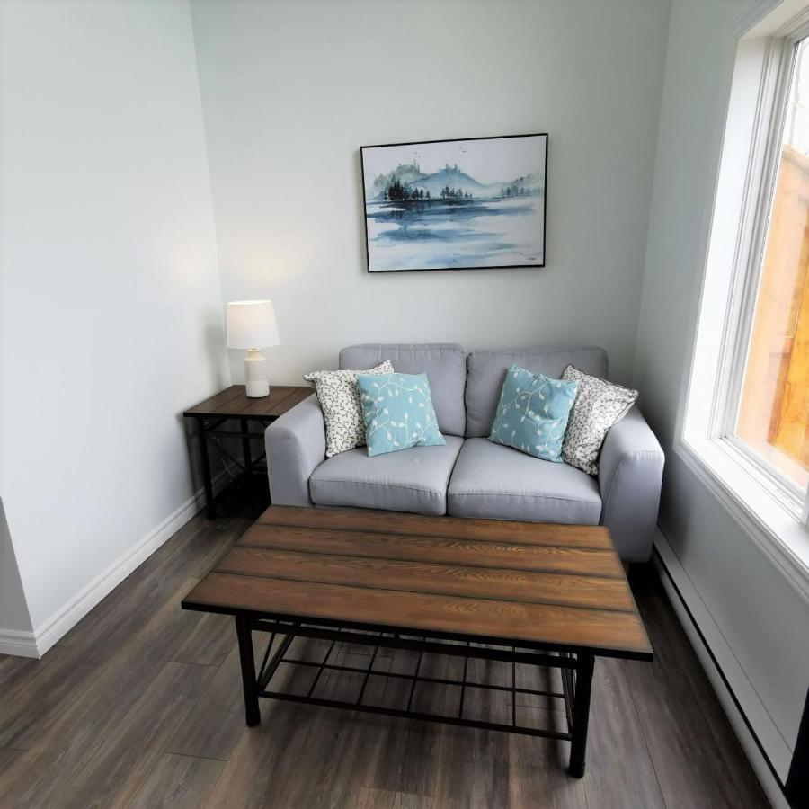 Knotty Pine Ocean Front Suite - Adults Only Ingonish Exterior photo